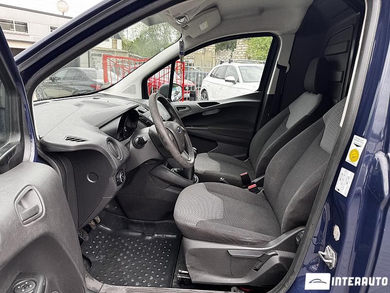2015 Ford Courier — Miniatură 6