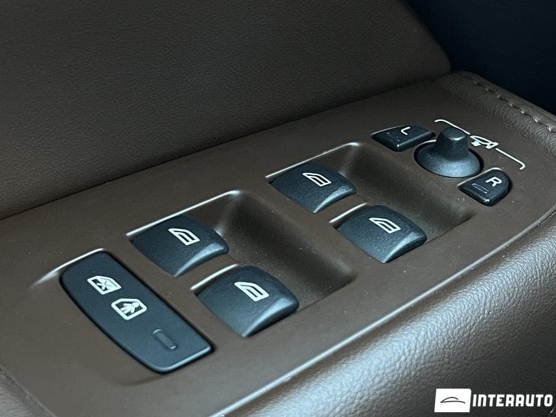Volvo XC 60 2020 — Миниатюра 9