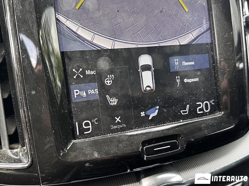 Volvo XC 60 2018 — Миниатюра 10