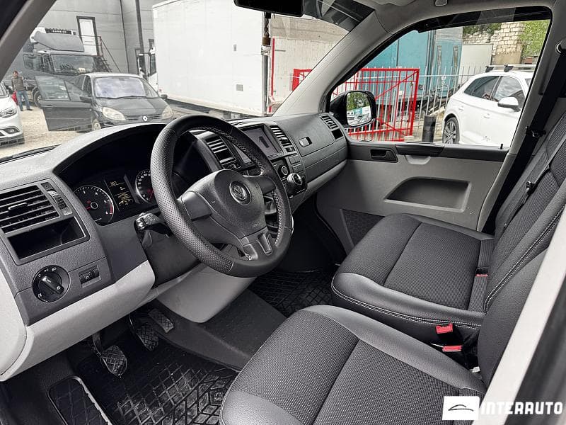 2014 Volkswagen Transporter — Miniatură 5