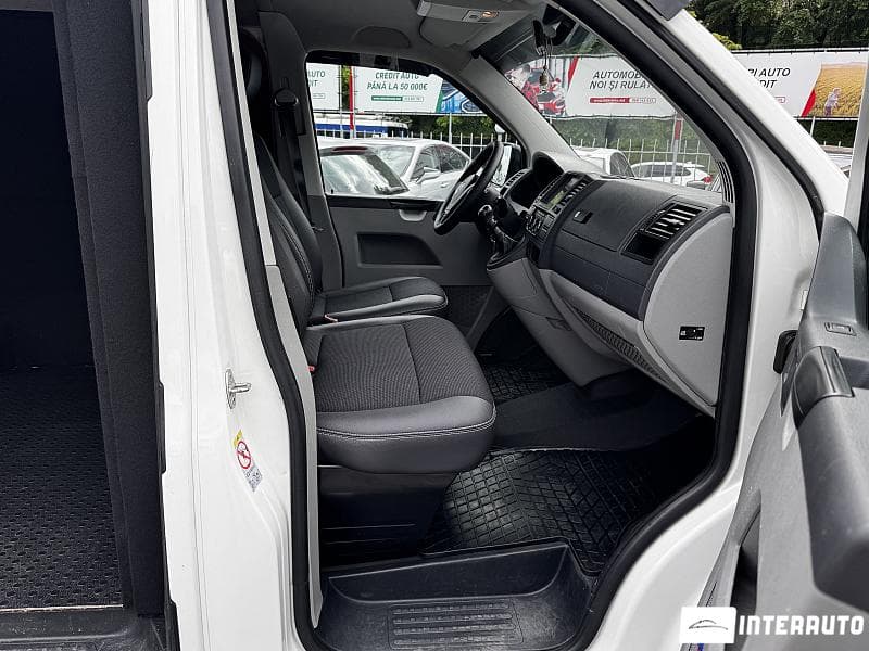 2014 Volkswagen Transporter — Miniatură 8