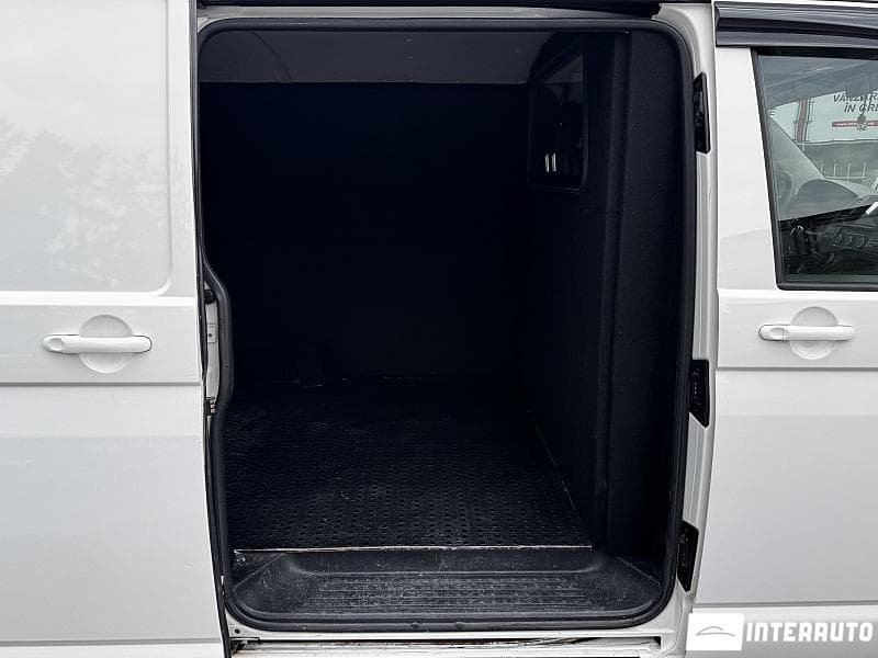 2014 Volkswagen Transporter — Miniatură 9