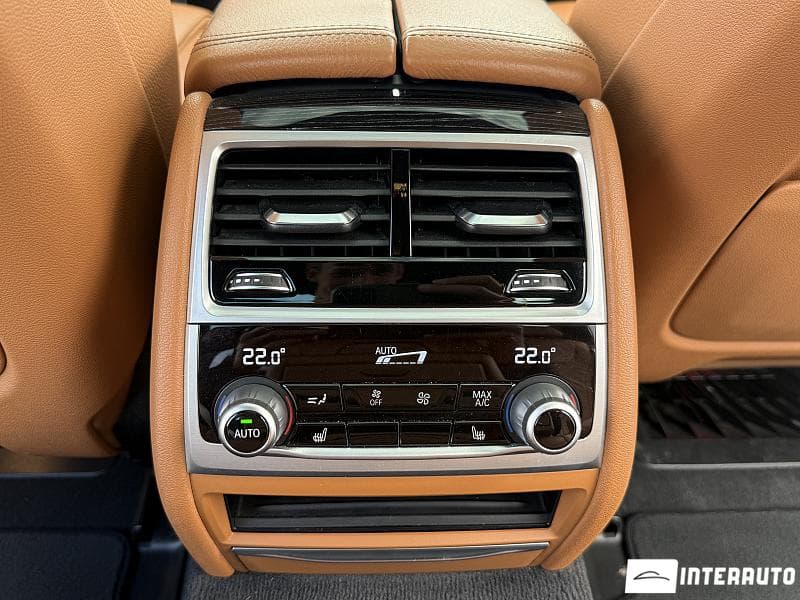 2020 BMW 740 — Miniatură 16