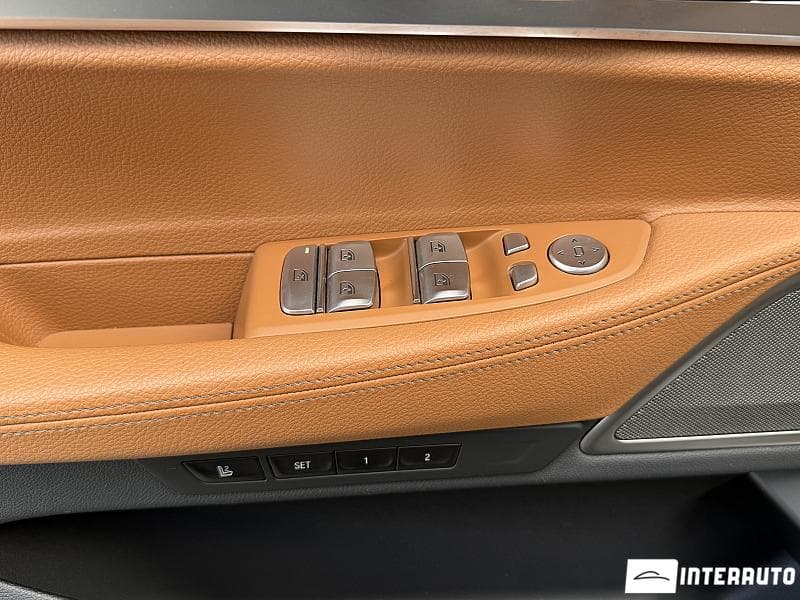 2020 BMW 740 — Miniatură 23