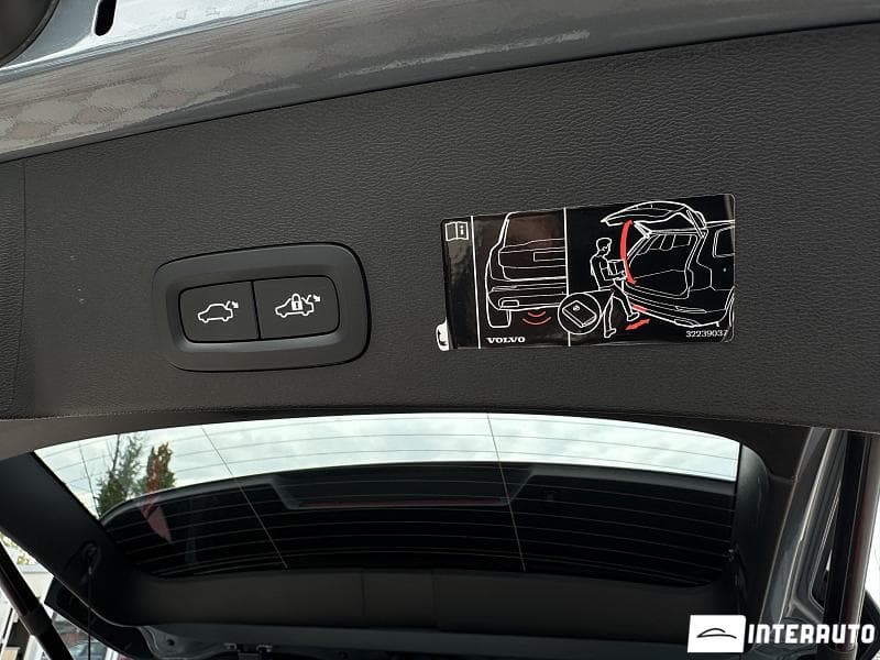 Volvo XC 40 2021 — Миниатюра 21