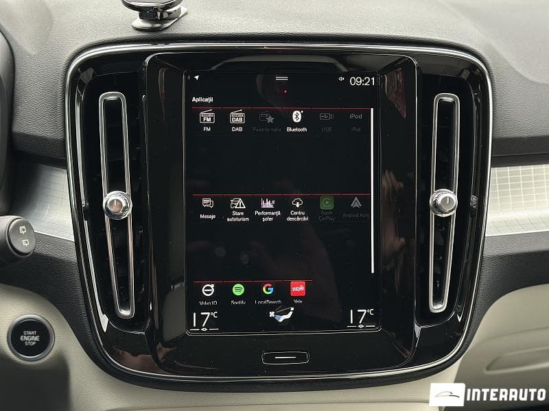 Volvo XC 40 2021 — Миниатюра 12