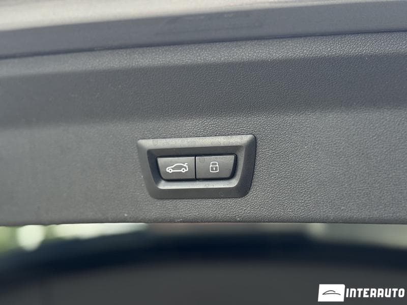 2023 BMW X3 3.0i — Miniatură 23