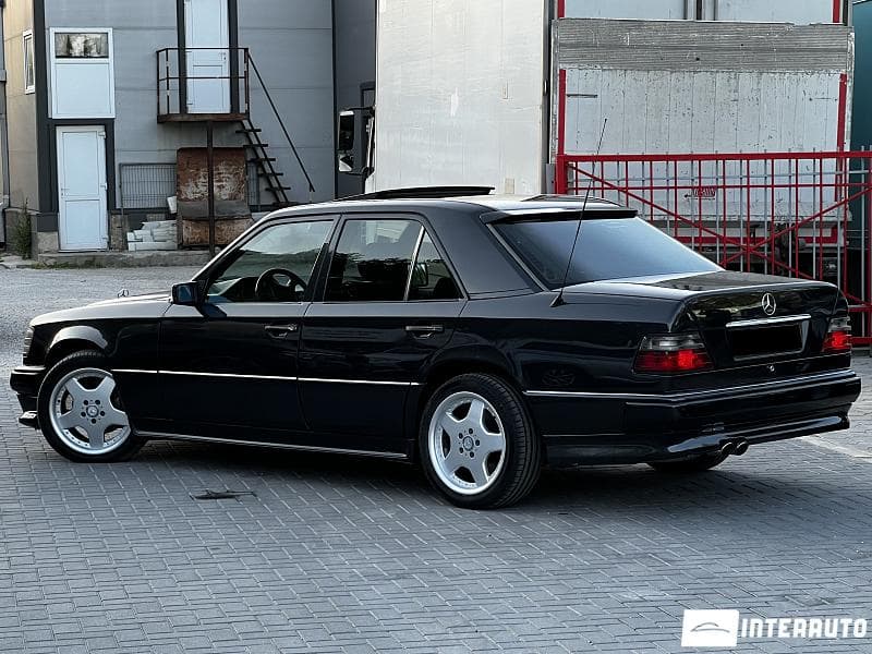 1992 Mercedes E 300 — Miniatură 2