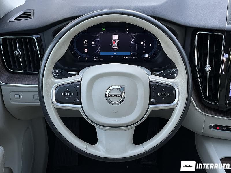 2022 Volvo XC 60 — Miniatură 10