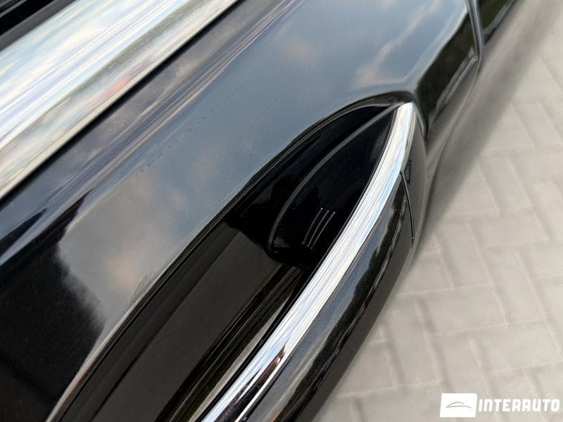 2020 BMW 750 — Miniatură 19