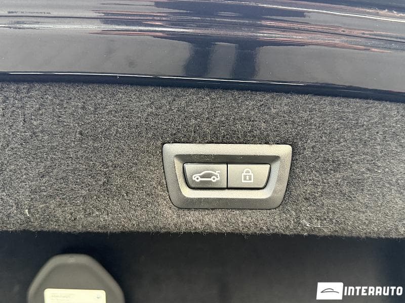 2020 BMW 750 — Miniatură 27