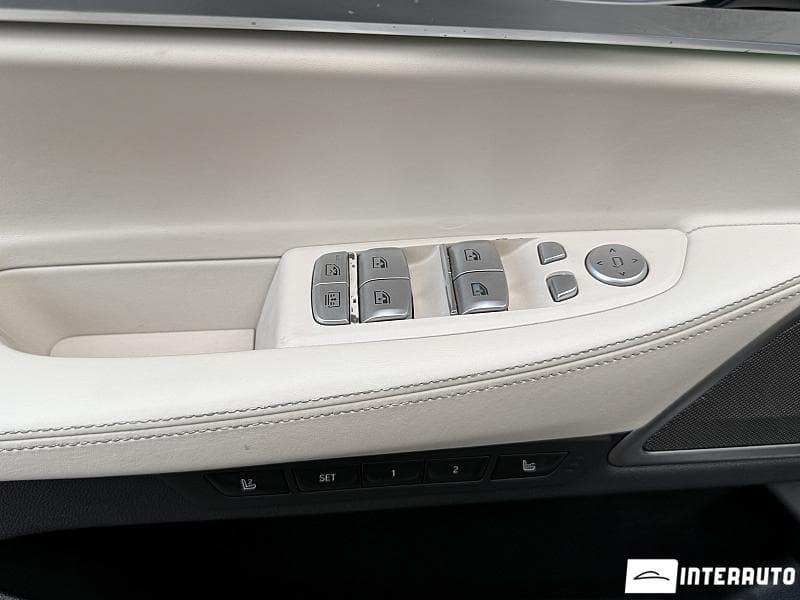 2020 BMW 750 — Miniatură 21