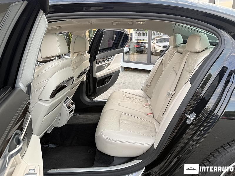 2020 BMW 750 — Miniatură 14