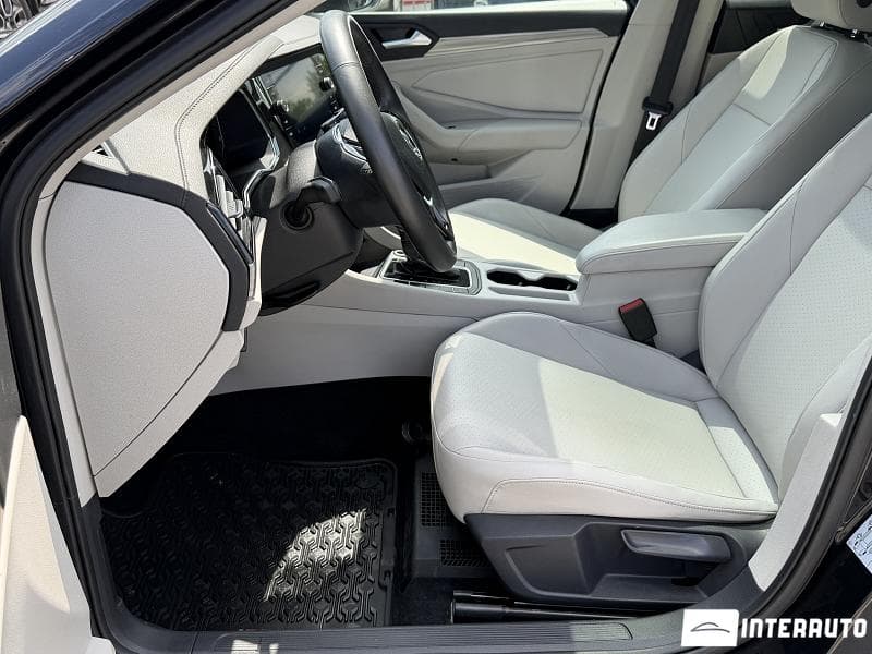 2020 Volkswagen Jetta — Miniatură 9