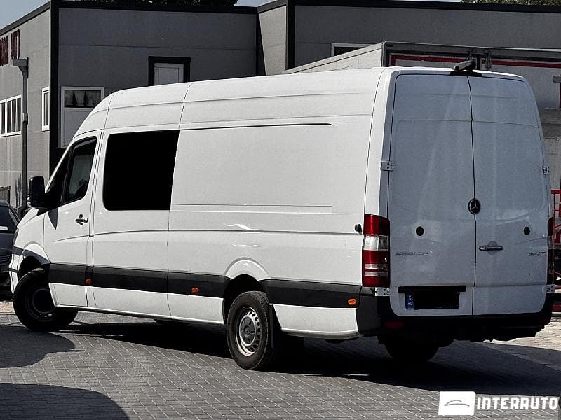 2017 Mercedes Sprinter — Miniatură 3