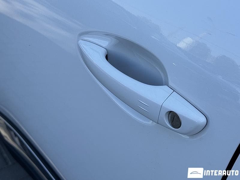 2018 Peugeot 3008 — Miniatură 6