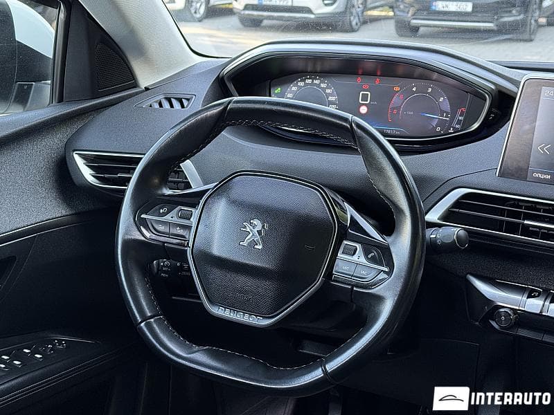 2018 Peugeot 3008 — Miniatură 11