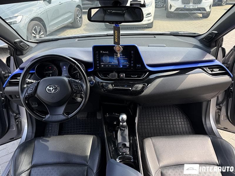 2017 Toyota C-HR — Miniatură 6