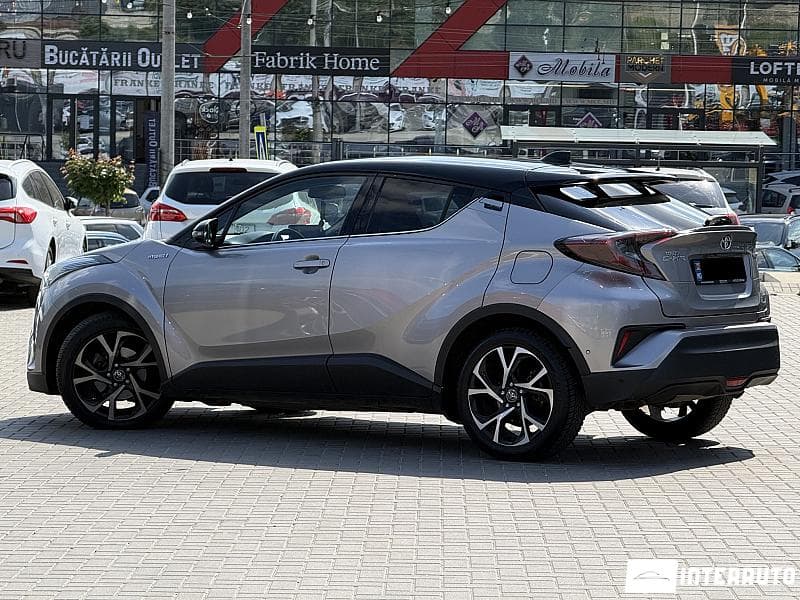 2017 Toyota C-HR — Miniatură 4