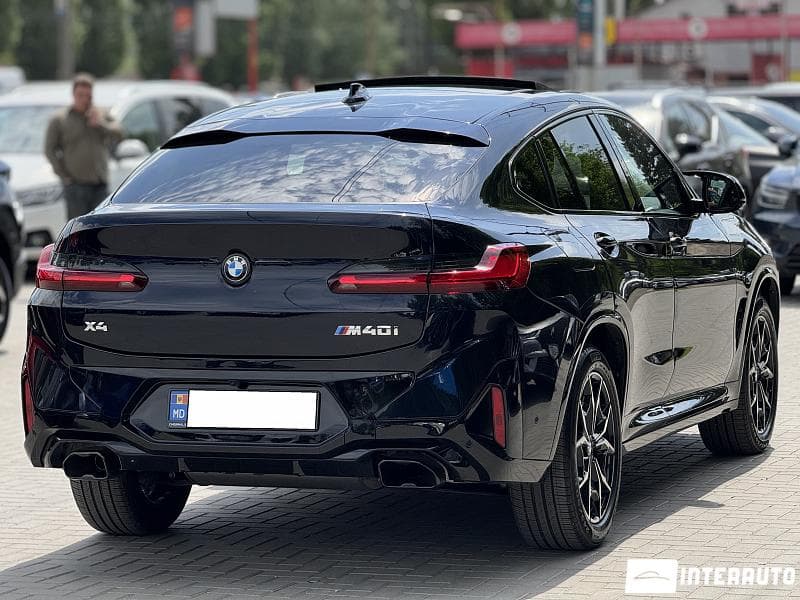 2025 BMW X4 M4.0i — Miniatură 2