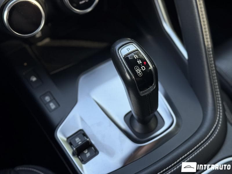 2018 Jaguar E-Pace — Miniatură 16