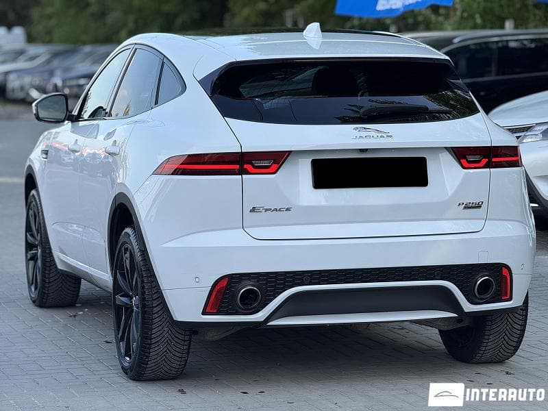 2018 Jaguar E-Pace — Miniatură 4