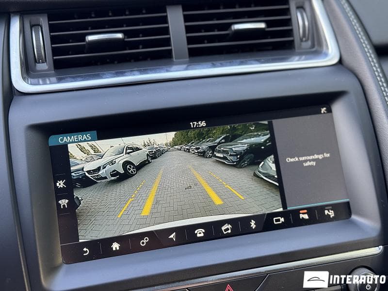 2018 Jaguar E-Pace — Miniatură 13