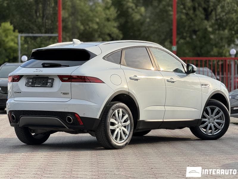 2018 Jaguar E-Pace — Miniatură 2