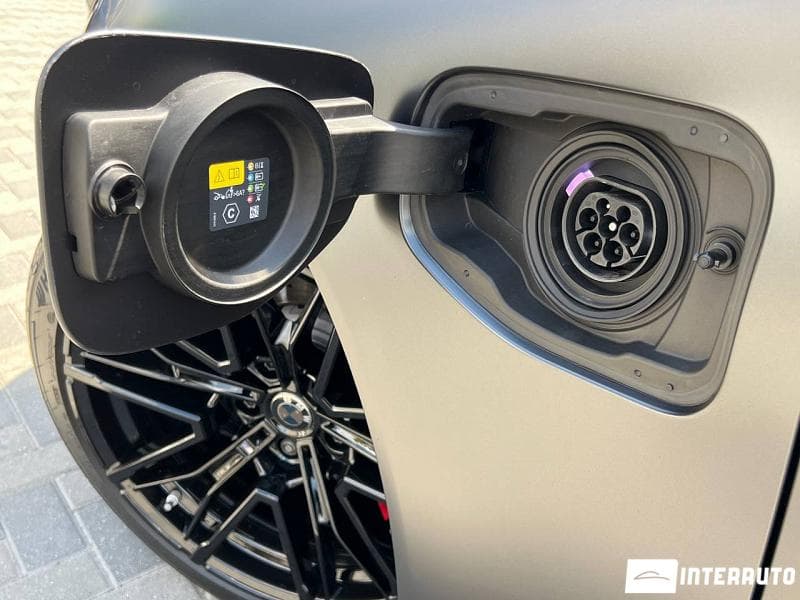 2025 BMW M5 — Miniatură 5