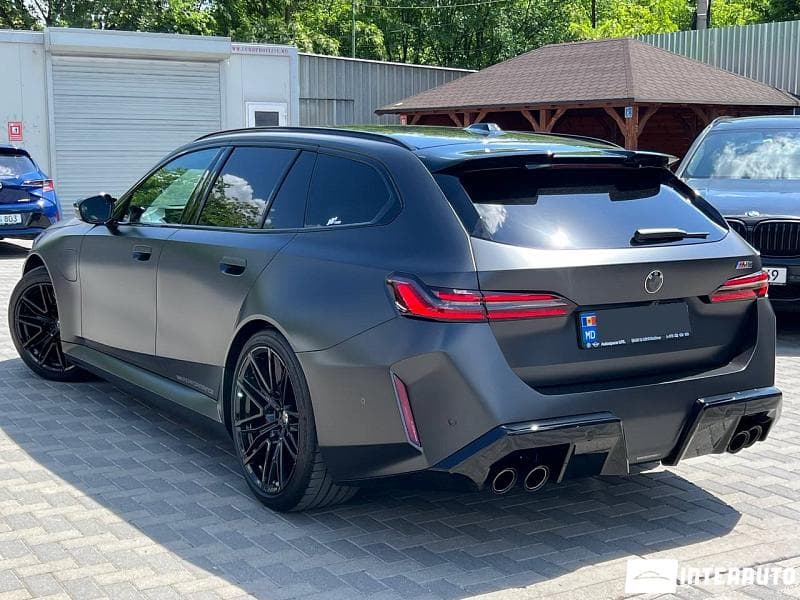 2025 BMW M5 — Miniatură 3