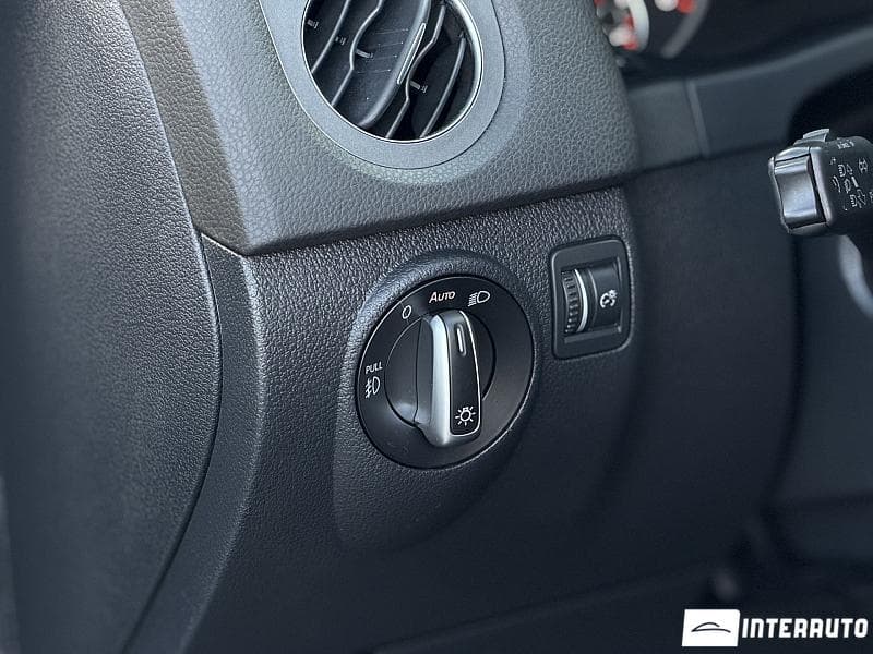 2015 Volkswagen Tiguan — Miniatură 11