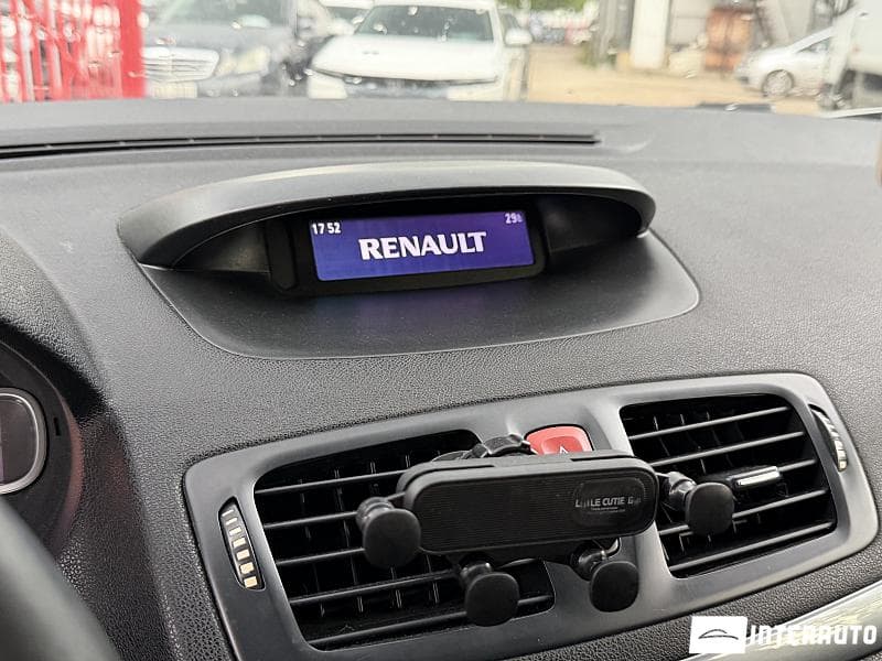 2009 Renault Megane — Miniatură 10