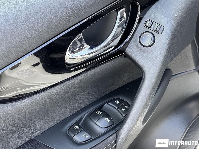 2017 Nissan Qashqai — Miniatură 16