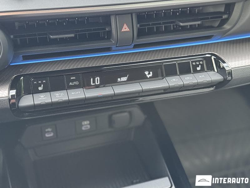 2024 Toyota Prius — Miniatură 14