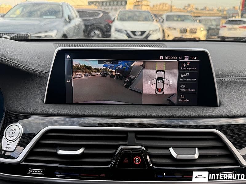 2019 BMW 740 — Miniatură 10
