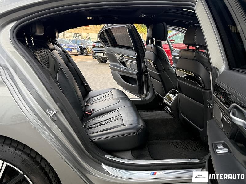 2019 BMW 740 — Miniatură 16