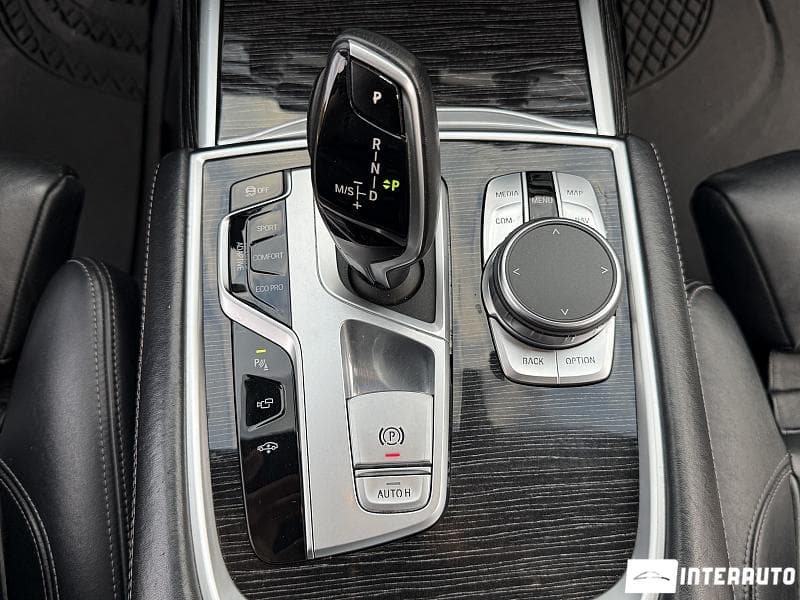 2019 BMW 740 — Miniatură 13
