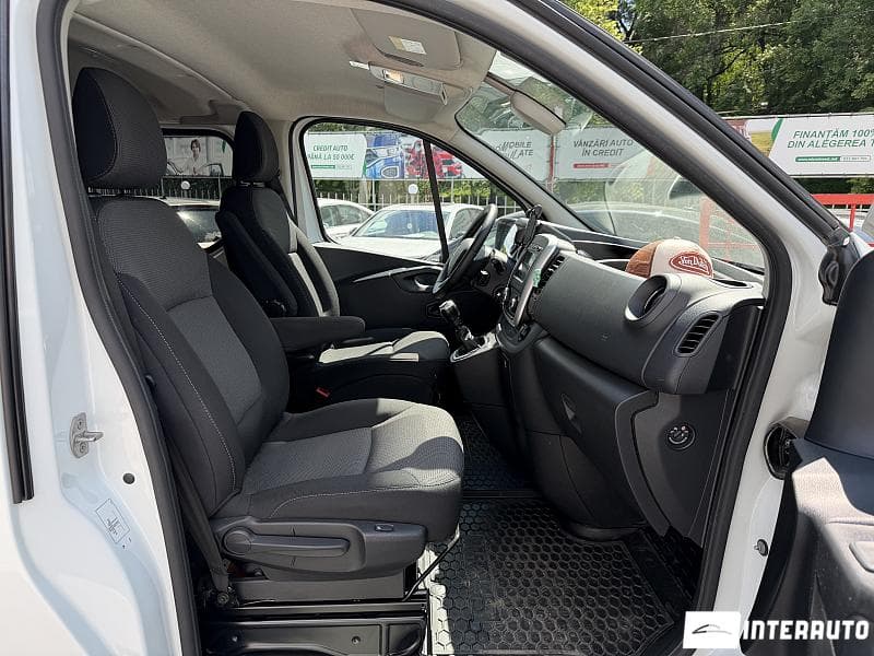 2021 Renault Trafic — Miniatură 6