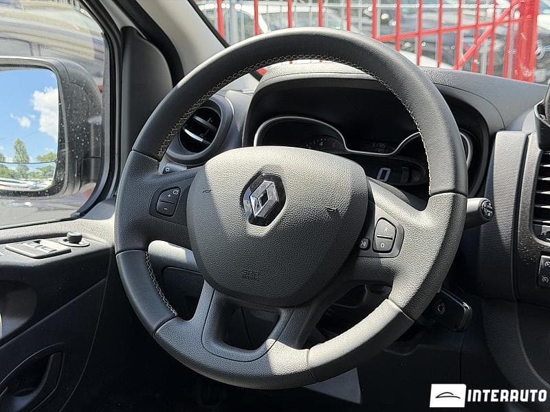 2021 Renault Trafic — Miniatură 10
