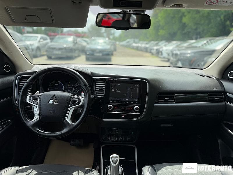 2019 Mitsubishi Outlander — Miniatură 21