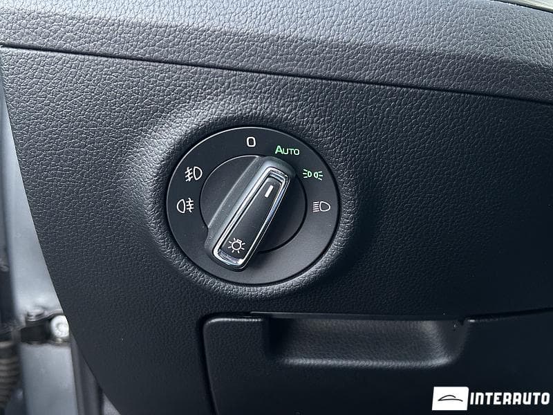 2020 Skoda Superb — Miniatură 9