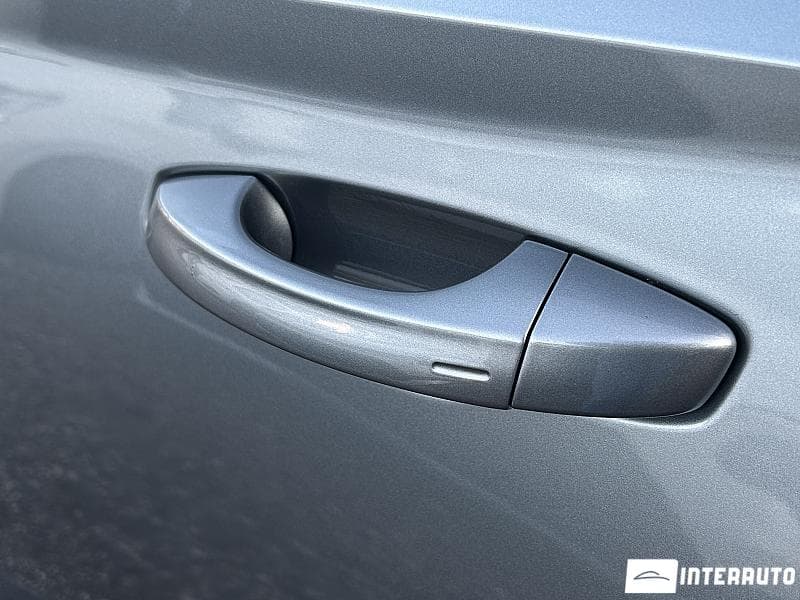 2020 Skoda Superb — Miniatură 5