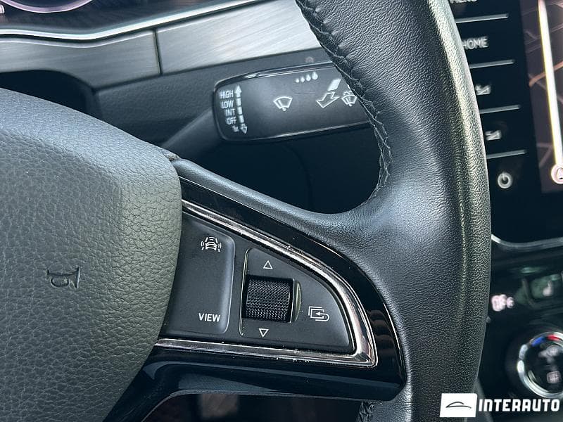 2020 Skoda Superb — Miniatură 11
