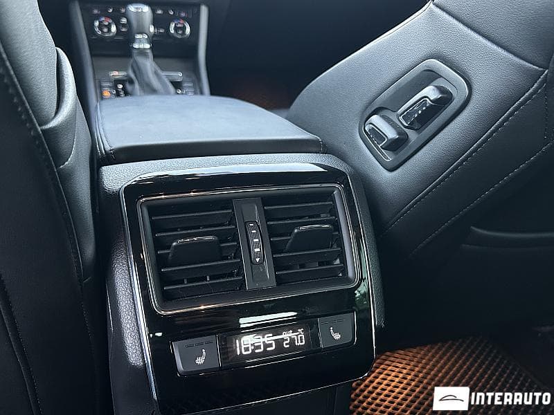 2020 Skoda Superb — Miniatură 20
