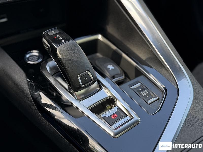 2021 Peugeot 3008 — Miniatură 19