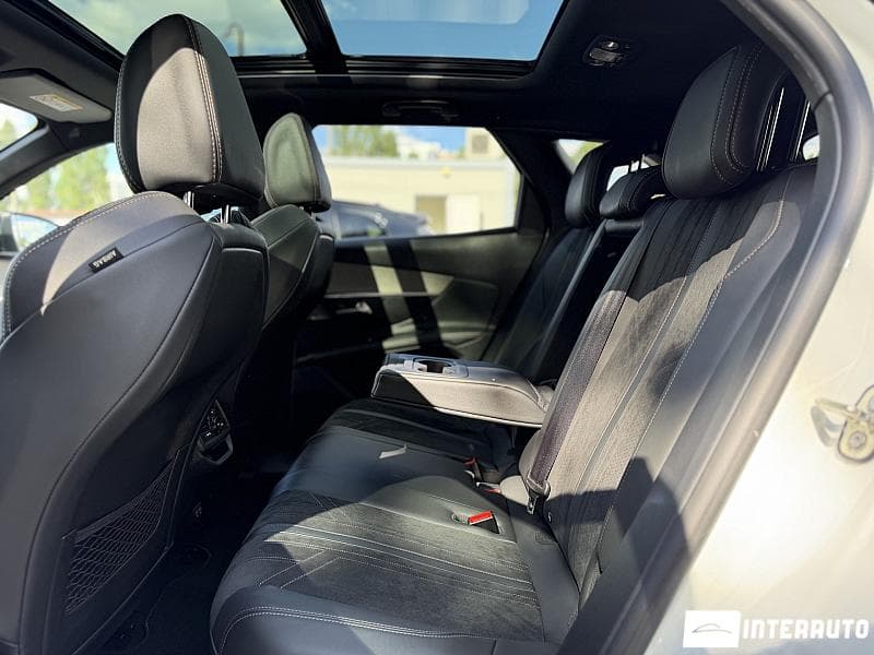 2021 Peugeot 3008 — Miniatură 21