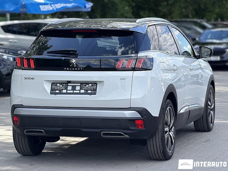 2021 Peugeot 3008 — Miniatură 4
