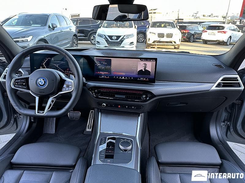BMW 330E 2025 — Миниатюра 6