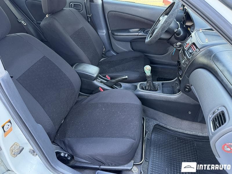 2005 Nissan Almera — Miniatură 12