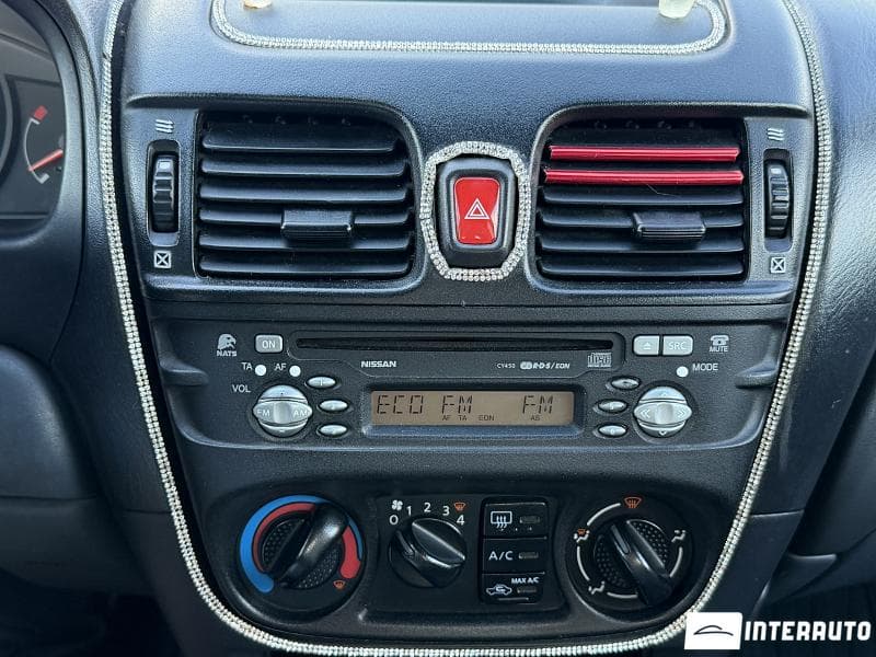 2005 Nissan Almera — Miniatură 10